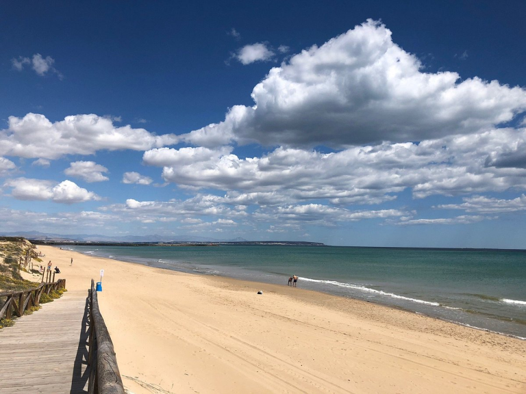 Cleaning Service in Guardamar: we make your home shine