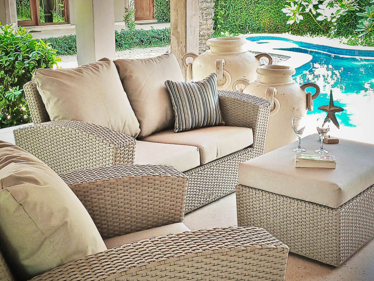 How to Clean Outdoor Furniture in Spain – Eco – Friendly Tips